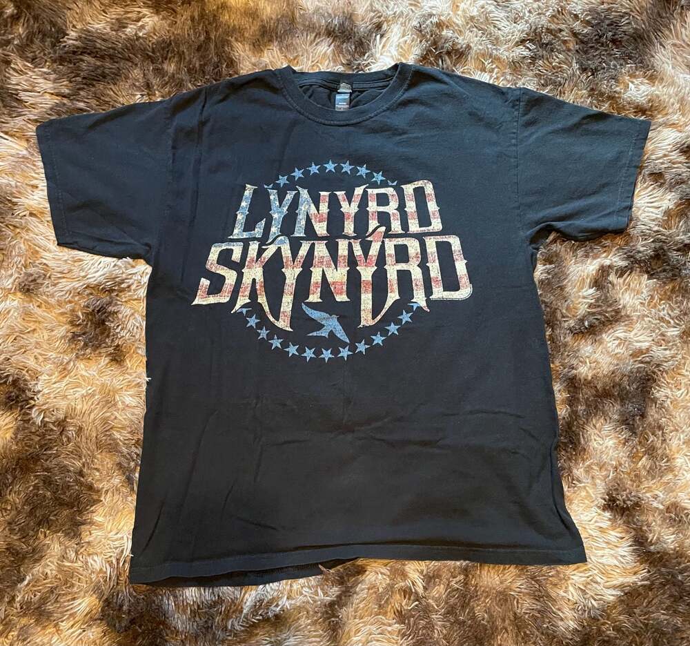 Lynyrd Skynyrd Stars & Stripes American Flag Logo Graphic T-Shirt